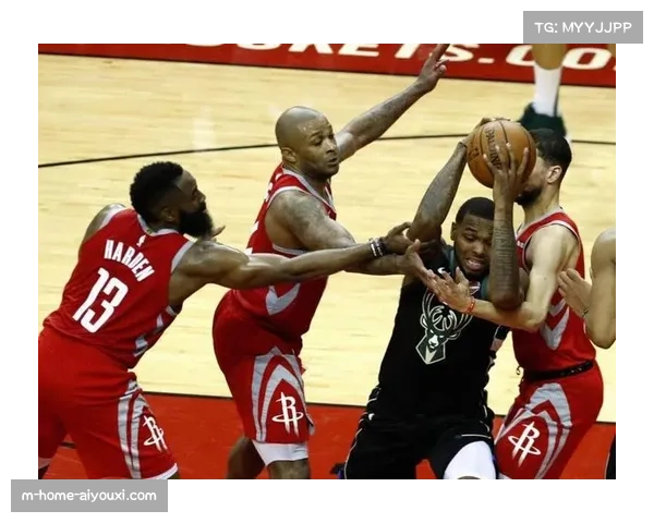 火箭申京卡佩拉防守对比 两人同场时防守效率差超100点